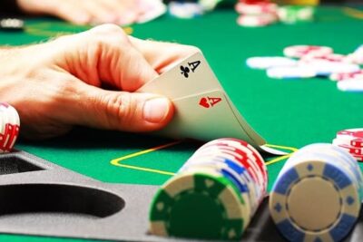 Khám phá Poker F8bet – Kinh nghiệm chơi Poker cực hay